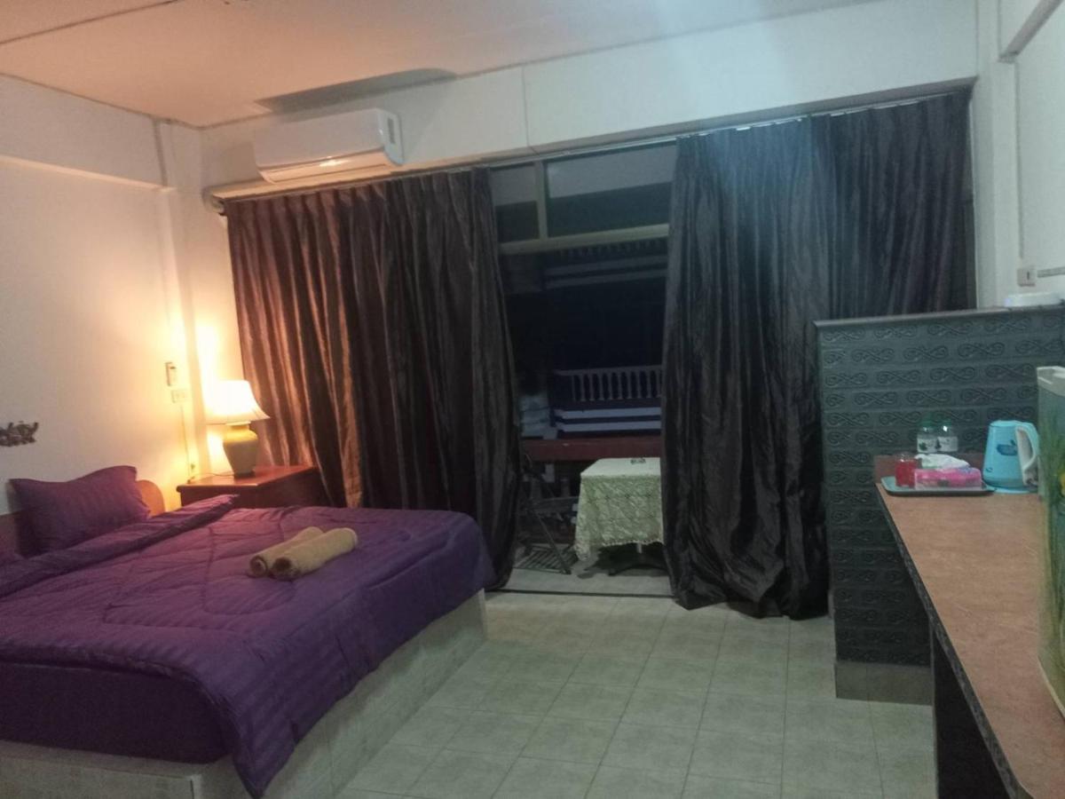 Pluemchai Guesthouse جومتين بيتش المظهر الخارجي الصورة