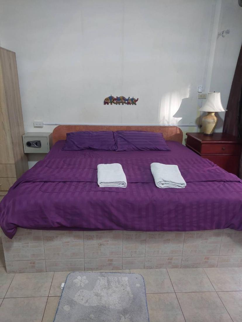 Pluemchai Guesthouse جومتين بيتش المظهر الخارجي الصورة